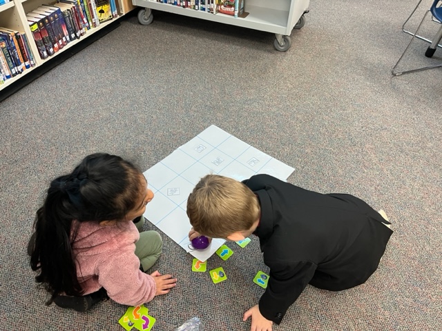 Ms_SmithEDU's tweet image. Coding to review the life cycle of a pumpkin. No better tool than Colby the Coding Mouse! It&apos;s the cheering &amp;amp; collaboration for me! #k2cantoo @vpsDLC #welearnVPS