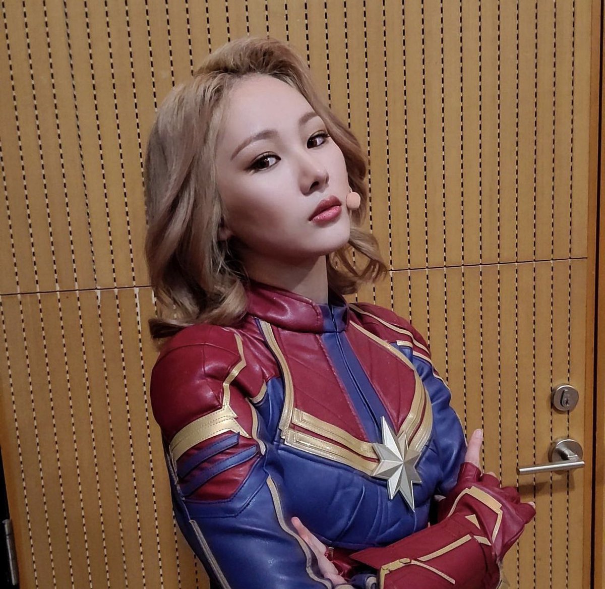 psyche_778's tweet photo. La spooky season &amp; my favorite habrá terminado (or nah) pero yo no pienso sacarme mi disfraz de captain marvel hasta que me den a mi gato desquiciado. Invítenme a sus fiestas infantiles, no se van a arrepentir, los voy a tener apantallados. ٩(ˊᗜˋ*)و ♡

𝕤caredy ✿࿔ 𝕔at #SOULIE https://t.co/MYHSxZOPow