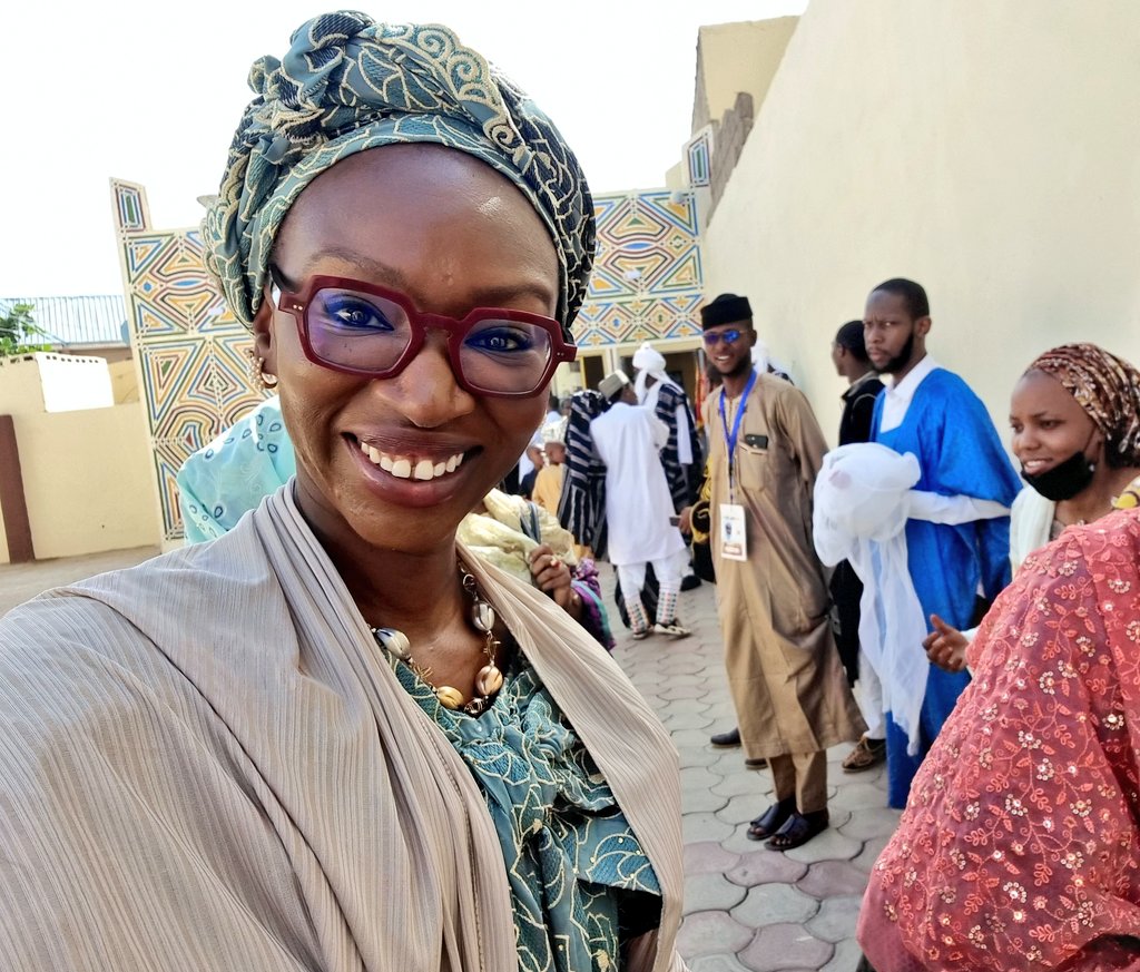 NabilaAguele's tweet photo. Reflecting back to last weekend in #Kano - joined family & well-wishers to celebrate the turbaning of our uncle, Dr. Mansur Muhtar, following his appointment as the new Sarkin Bai of Kano (King Maker) & Council Member.
#ourheritage
#sarkinbai
#gidansarkinbai
(1/2) https://t.co/1Ax4GbZUHw