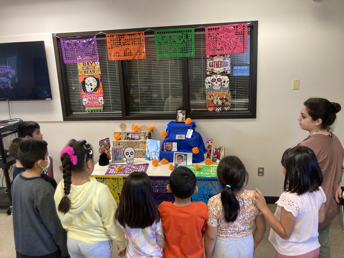 Thank you Mrs. Guzman's second grade class for sharing your Day of the Dead display with our Stevenson students.