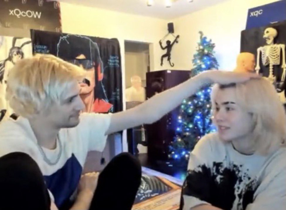 little head pat