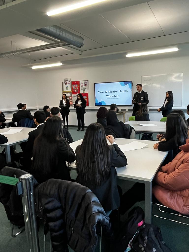 lgs_news's tweet photo. Our Young Health Champions holding mental health workshops for Year 12 students all week. #LGScaring https://t.co/p6akEysIlU