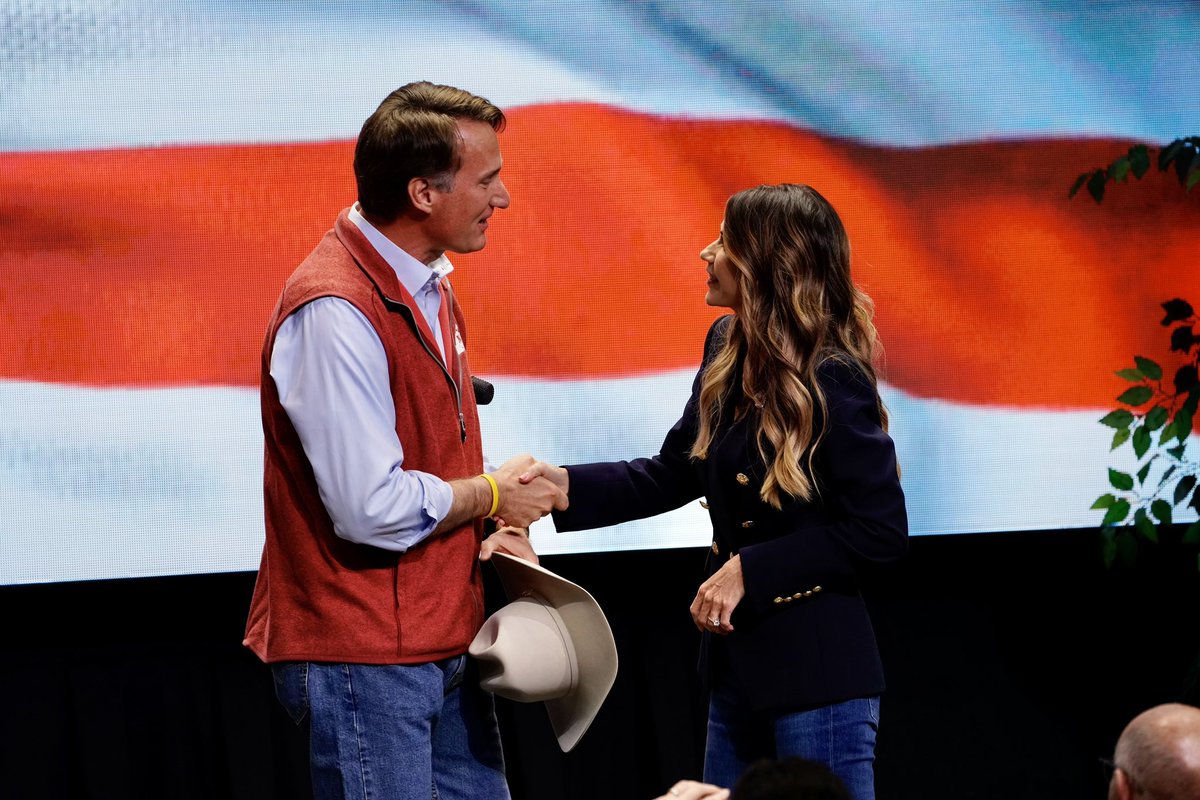 Thank you, Sioux Falls, for giving Governor @GlennYoungkin a South Dakota welcome! And thank you, Governor Youngkin, for your support and love of Freedom!