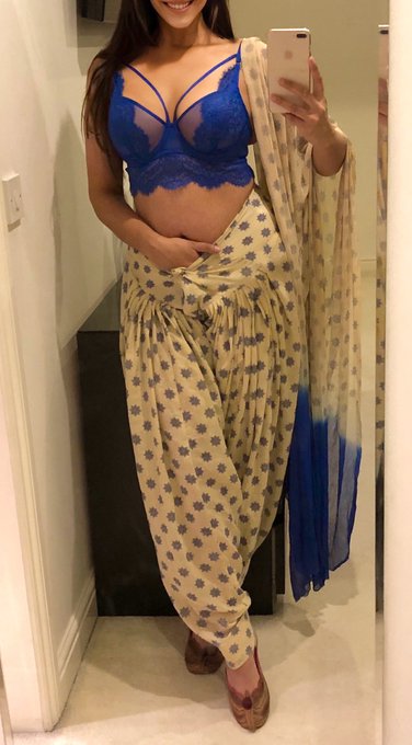 All you can eat...👅 British Punjabi Indian https://t.co/XRBoIxspcj