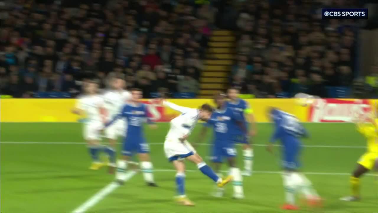 Bruno Petković stuns Stamford Bridge!”