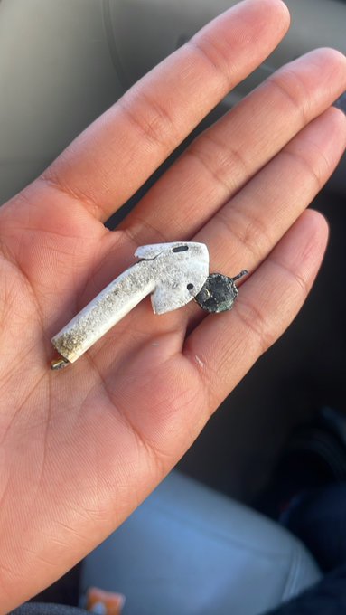 😭😭😭 Don&rsquo;t worry Im sliding to the city to get some more https://t.co/fs5luKsz4A<a href="/tag/makegooddecisions"class="tags"><span>#makegooddecisions</span></a>