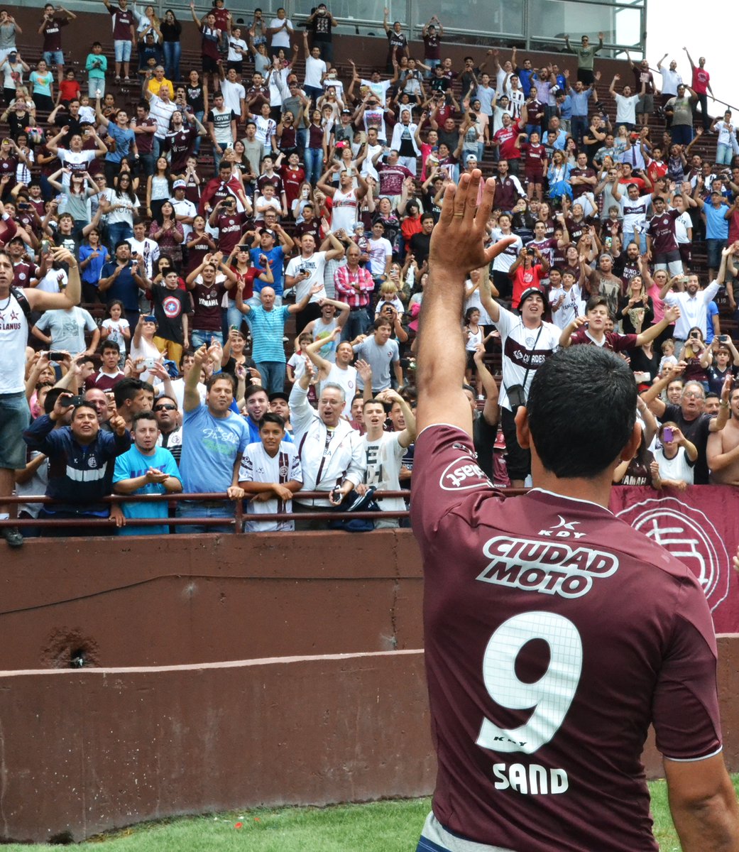 Lanús in English tweet media