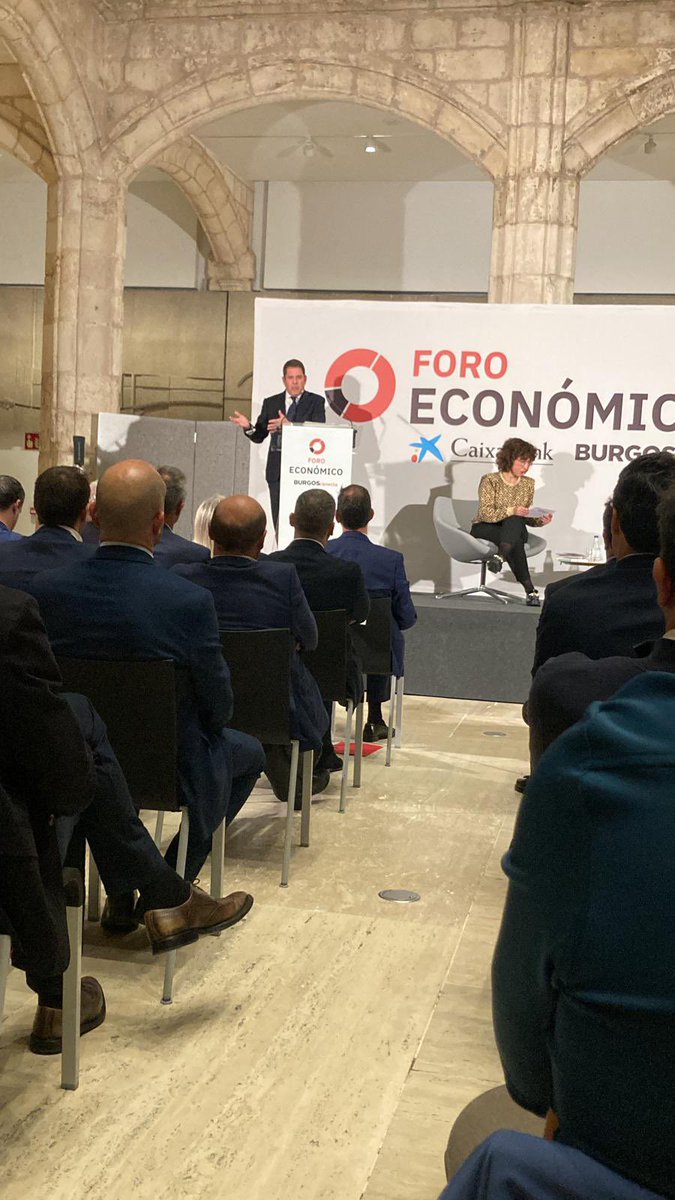 cepyme_'s tweet photo. El presidente de CEPYME Gerardo Cuerva ha intervenido en el Foro Económico #BurgosConecta de @nortecastilla, donde ha analizado  los problemas que sufre la #empresa y el impacto de la crisis inflacionaria en las #pymes https://t.co/dNbAbrJJwD
