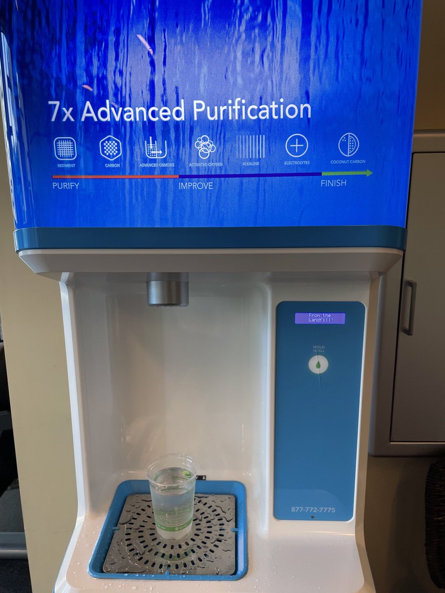 ankitbpatel7's tweet photo. Great to see alkaline water with electrolytes at #kidneyweek22 😄 https://t.co/xap6VGoayu
