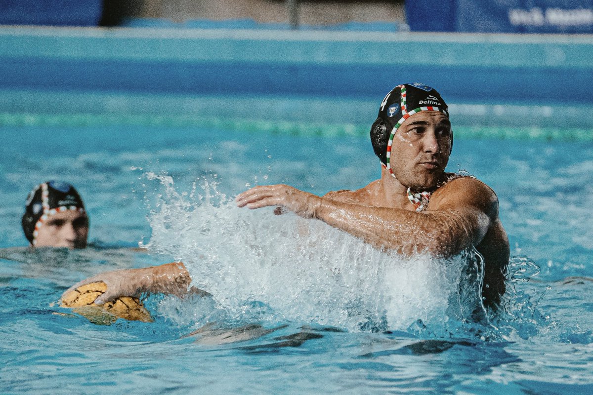 prorecco's tweet photo. 🇮🇹 | ᴄᴀᴍᴘɪᴏɴᴀᴛᴏ
La Pro Recco fa sua la battaglia di #Trieste: finisce 8-10 una partita condotta sempre in vantaggio dai biancocelesti. Doppiette per #Fondelli, #Presciutti e #Zalanki.
🔗 https://t.co/nr95SAyhzK
⚪️🔵 #WeAreWaterpolo
📸 F. Schenone https://t.co/ZG31H7ycjH
