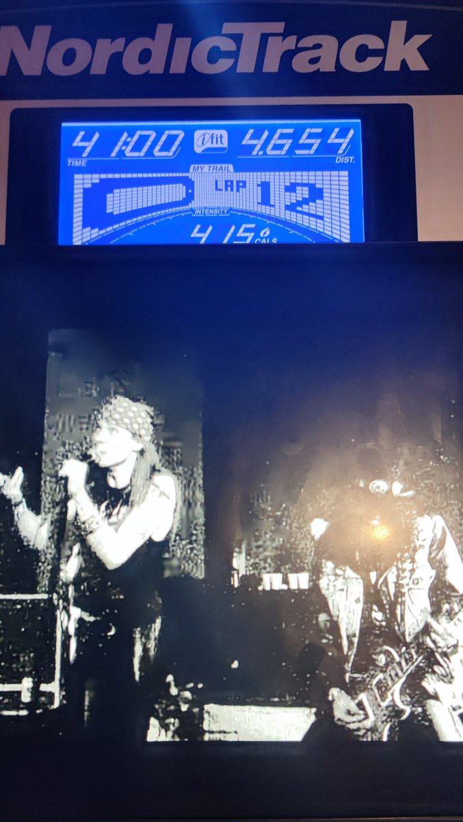 FabianPicardo's tweet photo. Crazy first half of the week, but back in #Gibraltar I #MadeTime so I #FoundTime to run. As important for my head as it is for my heart ... And throw in a bit of @gunsnroses and the minutes fly by! #WelcomeToTheJungle, #SweetChildOfMine. https://t.co/IPuYJ5pvam