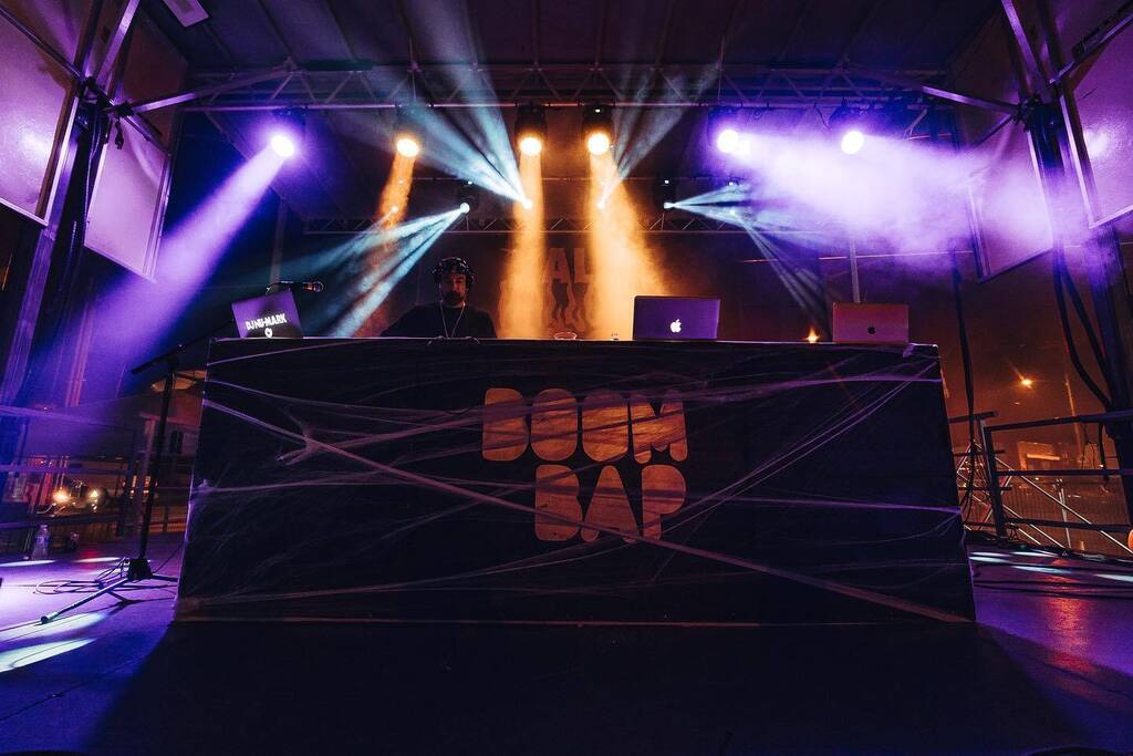 Scenes from the booth at the first ever @allhallowseast this Saturday! The event was a ton of fun and we are very glad to have had it come together in such a nice way. Big shouts to my brothers in Bap <a href="/ratewonder/">ratewonder</a> and @bowls615 for helping hold down some kid friendly hip hop …