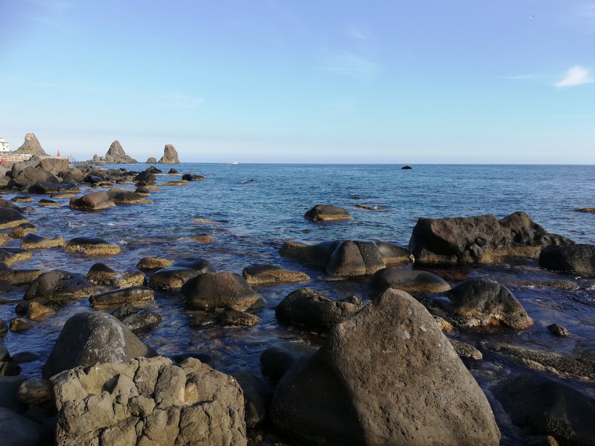 Auregann's tweet photo. And finally, a location update 📍 I recently moved from Berlin to Catania, Sicily, where I'm enjoying the landscape, the food and the lively social and cultural activities. If you happen to be in the region, or would like to organize something there, let me know! https://t.co/3gPzG8RVZW