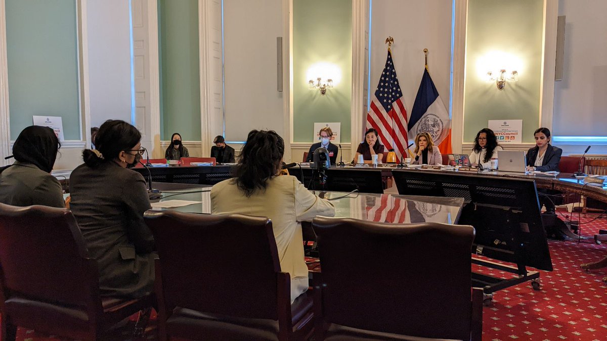 napawfnyc's tweet photo. So proud of members &amp; canvassers sharing why we need #LanguageAccess when applying for public benefits from @nychra this morning at City Hall. 

Our #Bangla and #Mandarin speaking members are struggling! We need an Office of Translation and Interpretation in @NYCImmigrants now! https://t.co/K1531hYUeT