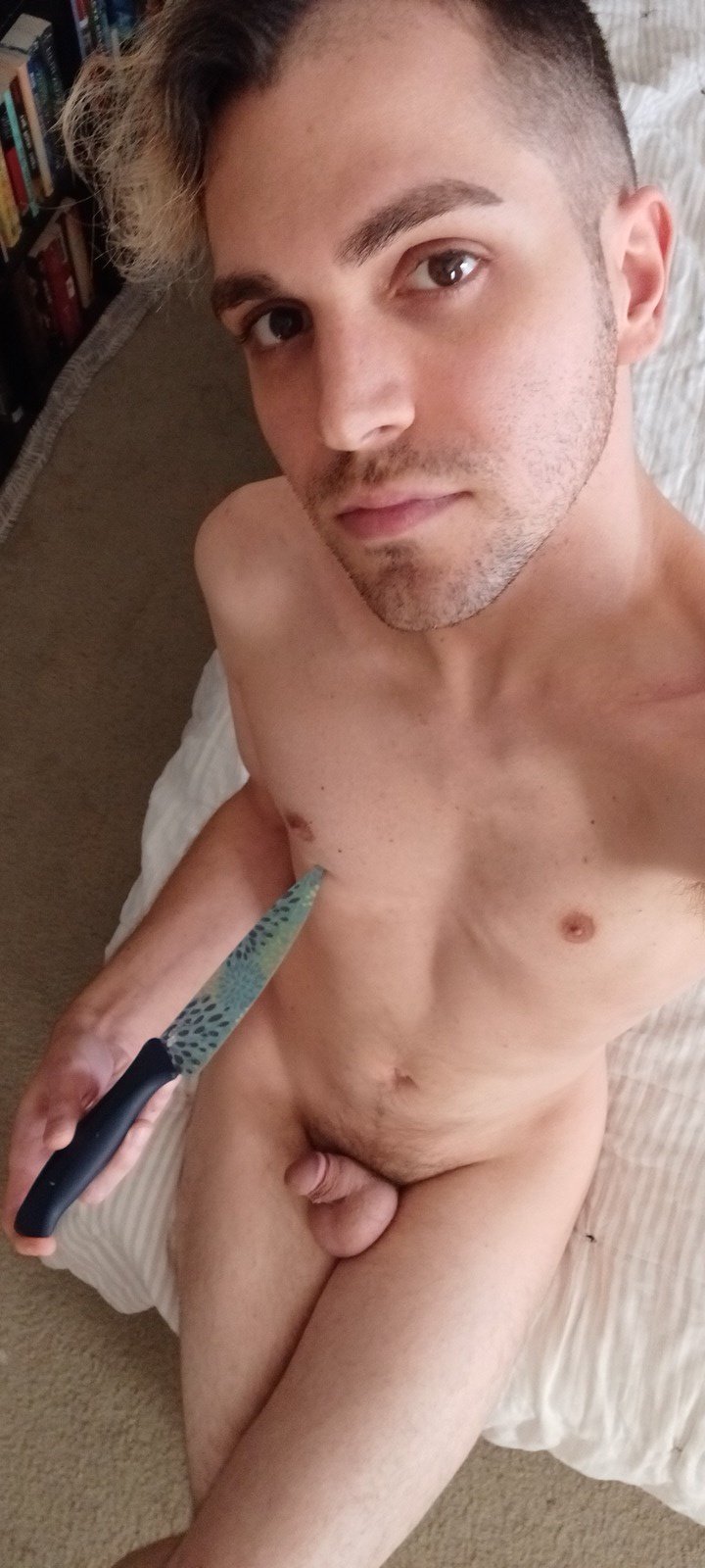 Haven't posted a fresh photo in awhile for you degenerates Your love is like a 🔪 to the heart https://t.co/Gd7Wb7mQEn