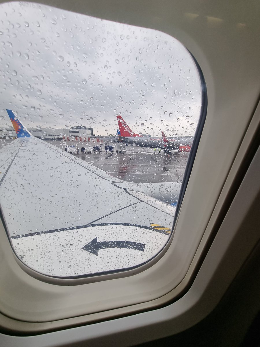 ryzer2909's tweet photo. @jet2tweets https://t.co/RcLYz5o7Rn