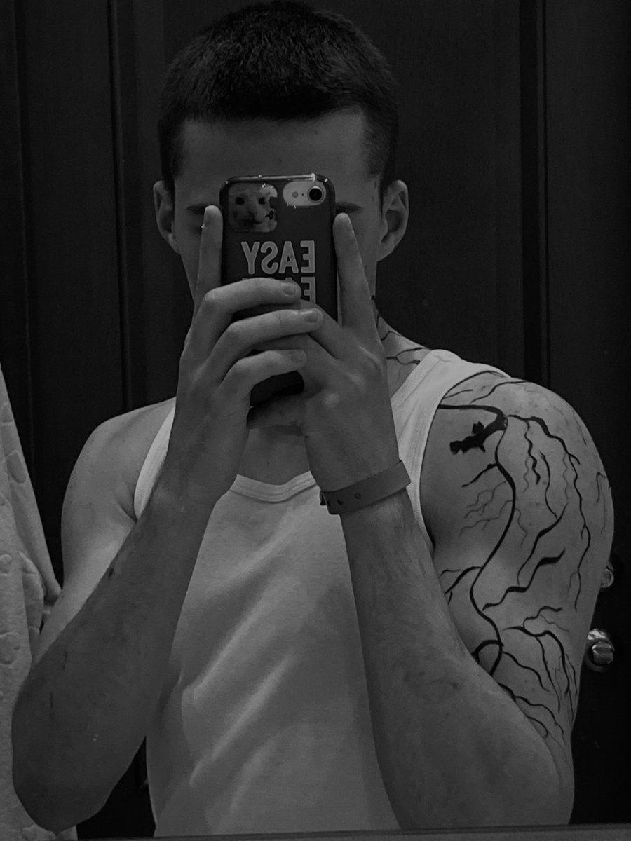 lemkele1e tweet media