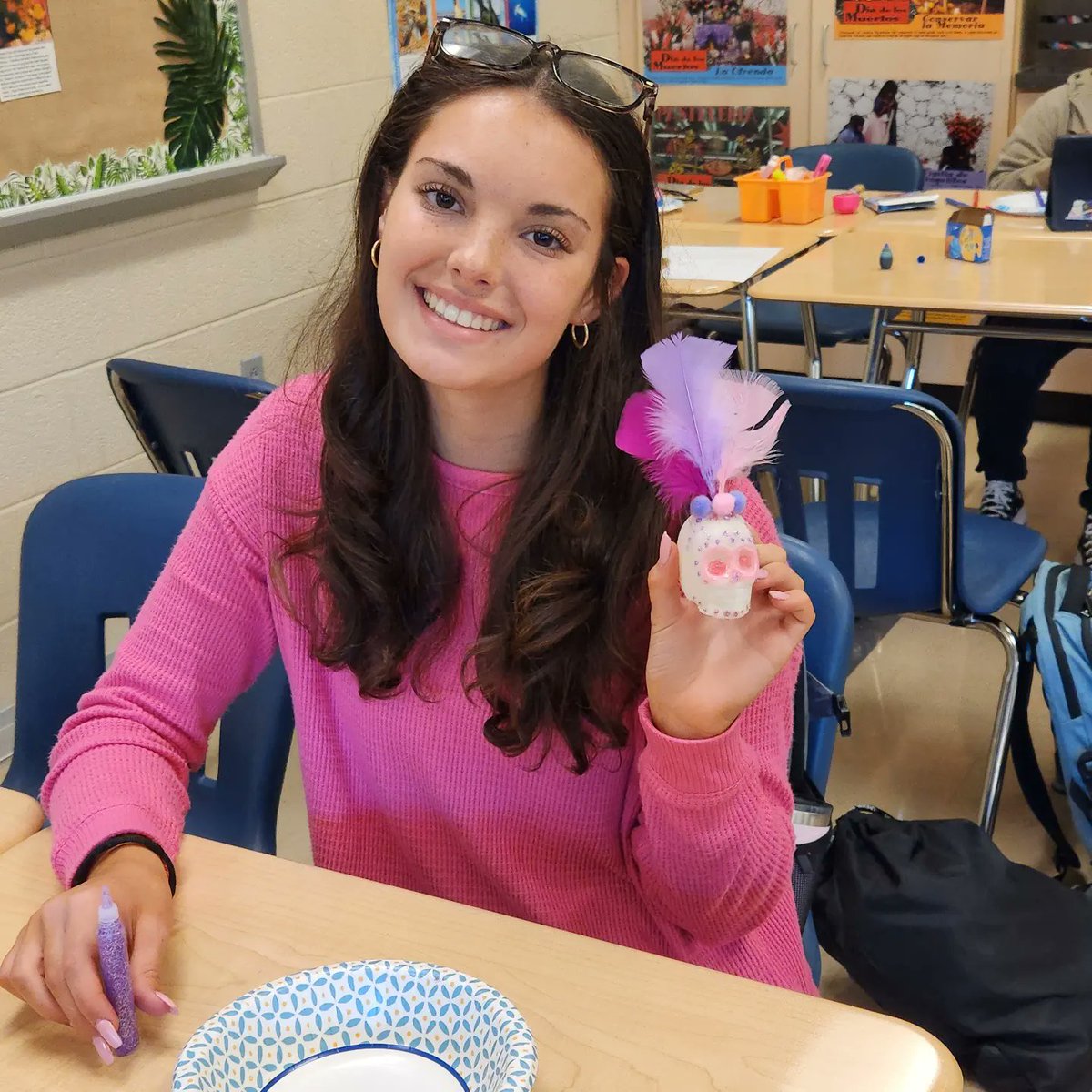 KinneerSra's tweet photo. Day of the Dead fun in Spanish 3! Celebrating Día de Los Muertos! #rocketpride #learningwithoutlimits #spanishwithsrak https://t.co/nUBj6Vkv57