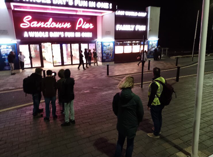 Really productive evening in #Sandown for team tonight despite the stormy weather.
Detached #youthwork &amp; support for #youthforum as they progress #filmmaking project. 
All young people took an active role, including acting
Thanks @brucewebb1 <a href="/PetaRainford/">Peta Rainford</a> #YoungMinds #YouthVoice