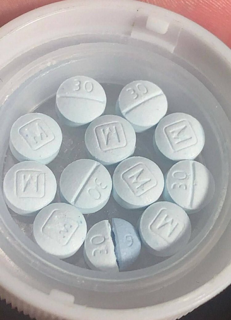 codeineleanpil1's tweet image. Place your order now delivery at your door steps 🚚