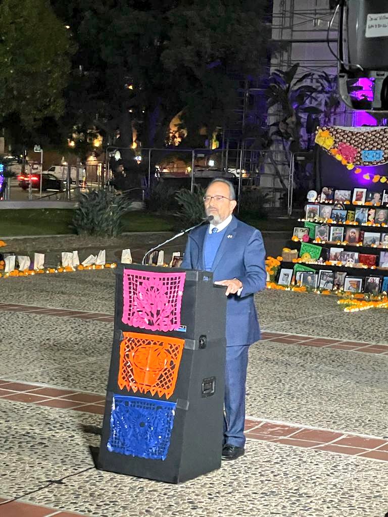 Carlos González Gutiérrez tweet media