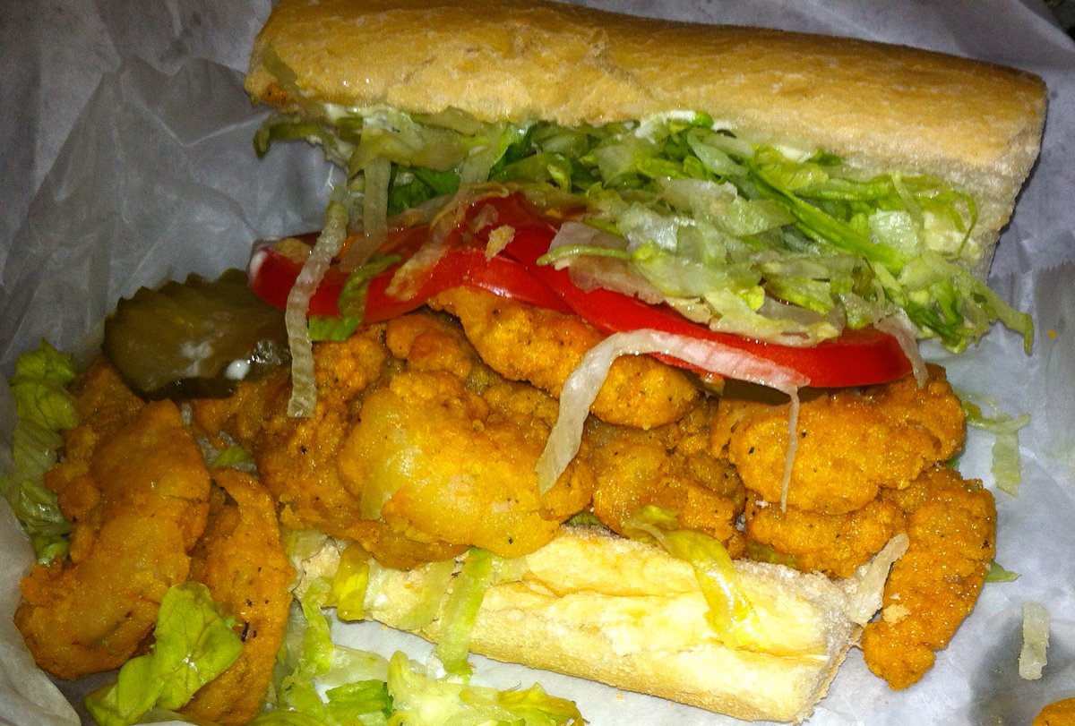 wwoz_neworleans's tweet photo. .@PoBoyFest returns to Oak St. this Sunday! Menu can be found at https://t.co/3YCnS0GnNG 🤤
Performance lineup at https://t.co/ecdhpRM392 https://t.co/tAmGWxKh7Q