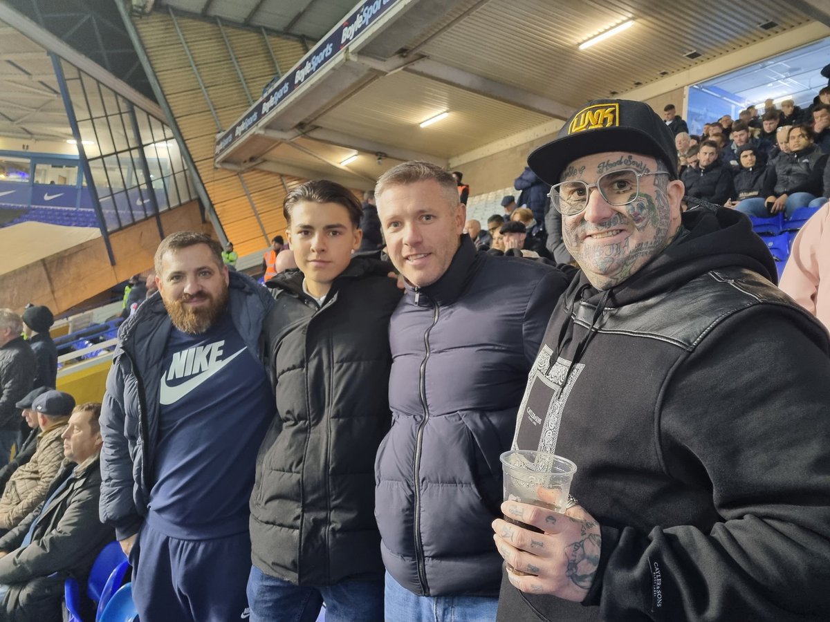 29gazalex's tweet photo. Birmingham away @BeeBlackmore8 @TripleOGBigE Danny A #Millllllll 🦁 #Coyl https://t.co/WSncD6eNPN