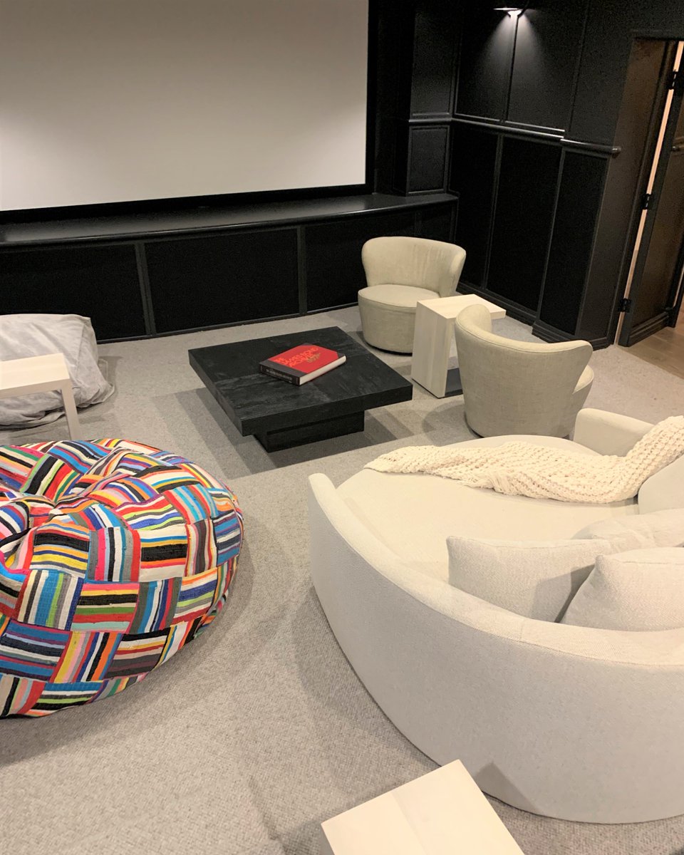 bringpro's tweet photo. Fun white glove install in Malibu!

#interiordesign #whiteglove #malibulife #LA #BringPro #install #beachlife #receivingdeliveryinstall #smallbusiness https://t.co/URxjGe2Hvl
