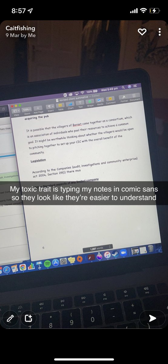 Caitlinnn tweet media