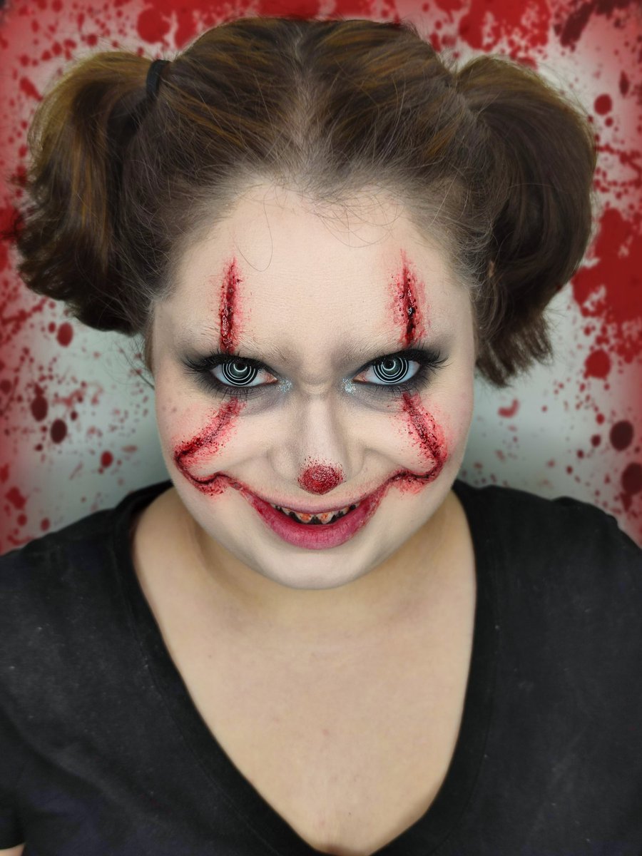 Noemiemakeupart tweet media