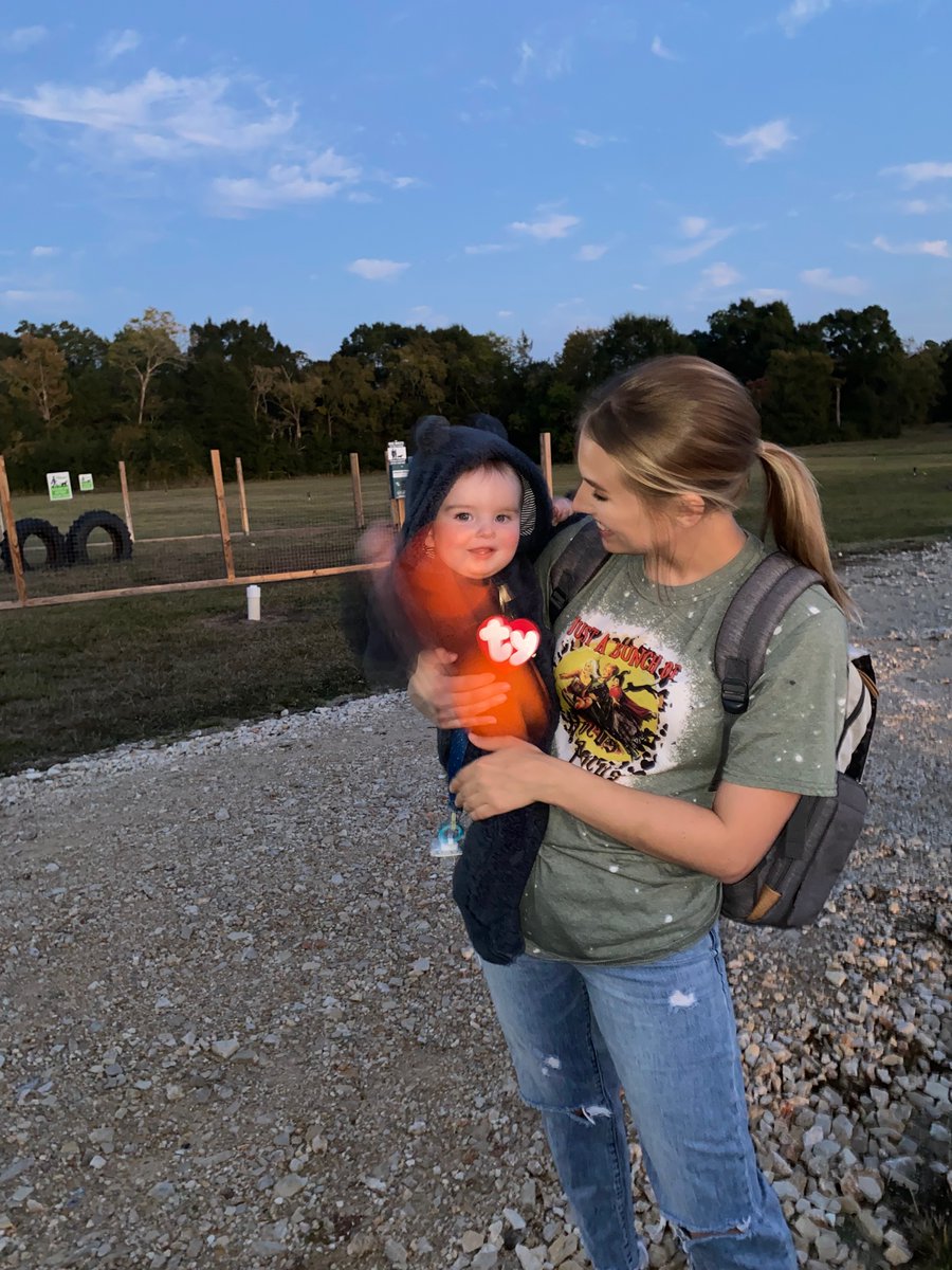 xoxokatybug's tweet photo. Mama’s boy 🎃🐻💙 https://t.co/qxGdxQ0xPU