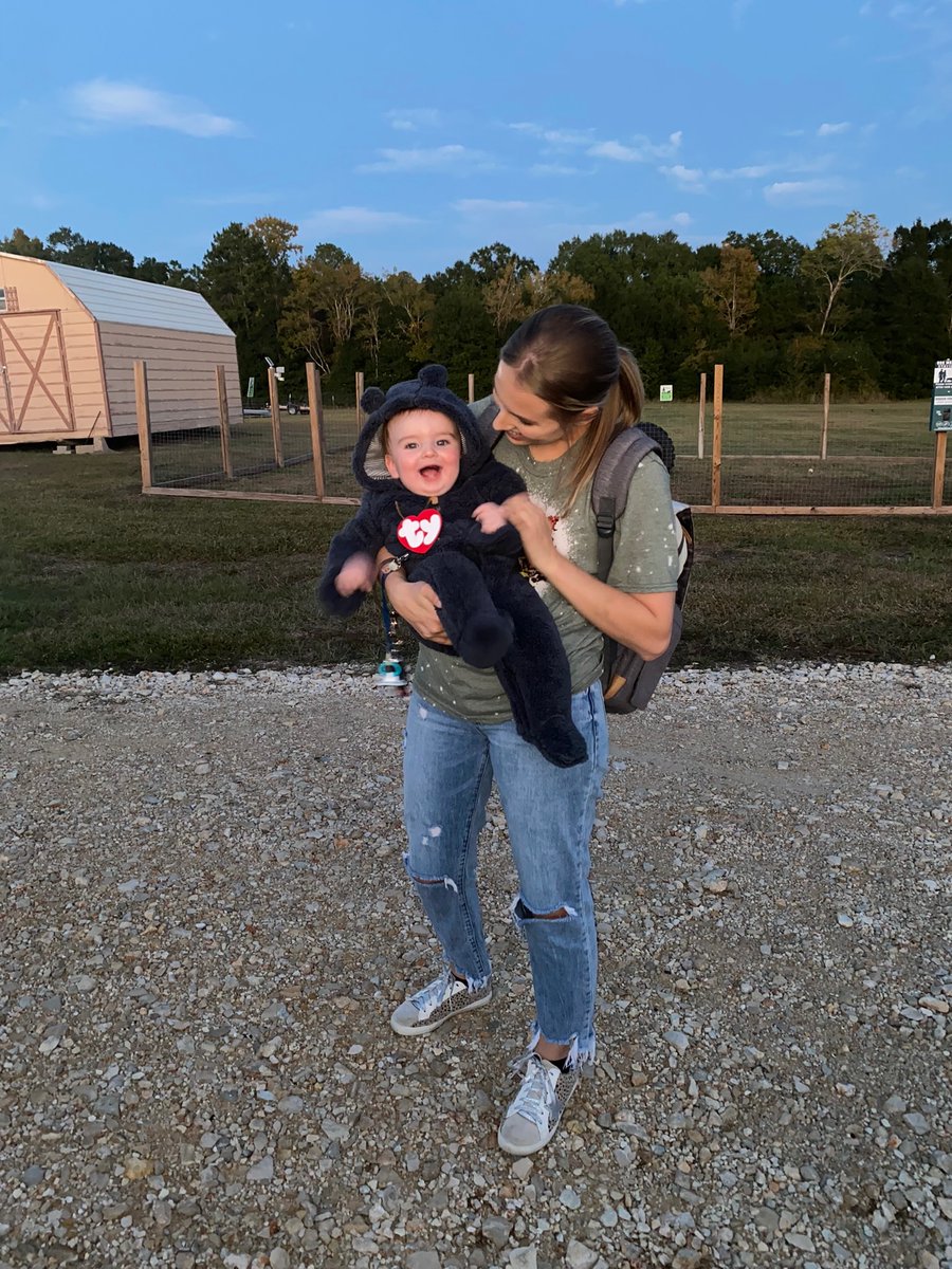 xoxokatybug's tweet photo. Mama’s boy 🎃🐻💙 https://t.co/qxGdxQ0xPU