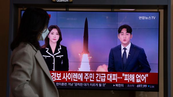 RED92cadadiamas's tweet photo. 🇰🇵🚀🇰🇷#MundoRed92 | #Coreas | #Norte | #Sur | #Misiles | #Intercambio
Las dos Coreas intercambian por primera vez en años disparos de misiles a sus respectivas aguas
https://t.co/8aRSGNPb14 https://t.co/h4otOxYozn