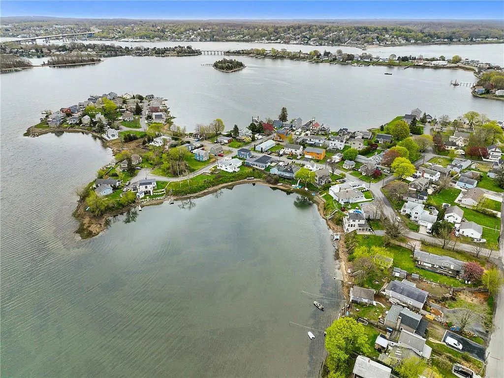 Voting <a href="/YesOn3RI/">Yeson3RI</a> will approve $16 million for municipal resilience projects across RI. Projects like implementing new stormwater management systems on Riverside Street and at Founders Brook in Portsmouth to address increased flooding events due to climate change.