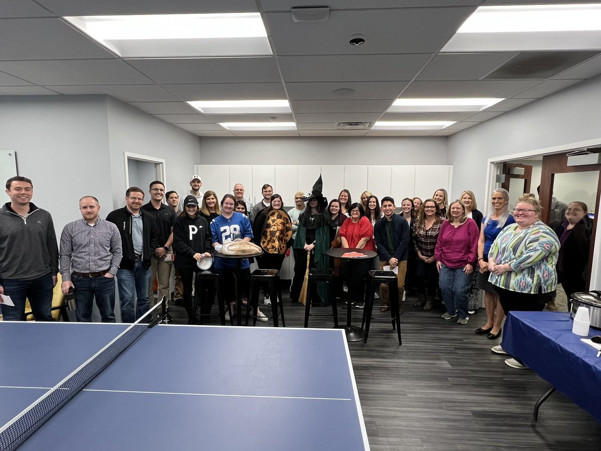 ExtellFinancial's tweet photo. Work doesn’t always have to be stressful! 

Extell celebrates Halloween slightly late with a day full of office activities! Massages by Gabe, Annual Chili Cookoff, &amp; our Costume Contest!! 🎃👻💀 

#LoveWhereYouWork #ExtellFinancial #LBFfast50 https://t.co/Fjt26nGKPY
