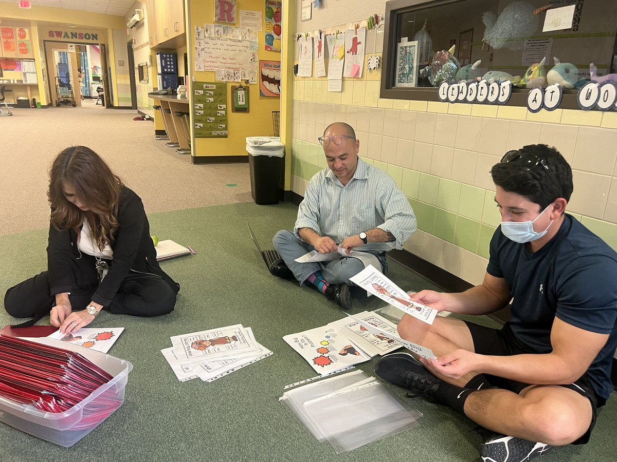 PCollierLISD's tweet photo. We love seeing our PBIS team work together to gather effective resources for every staff member on campus. #universalexpectations #commonlanguage @Reed_Elem https://t.co/QL9e2lm6e9