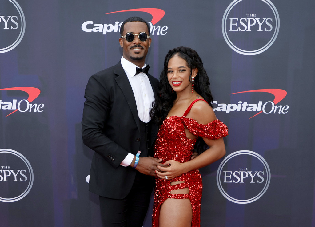 WrestleOps's tweet photo. WWE have announced that a series focused on Bianca Belair &amp; Montez Ford is coming to Hulu 👀👀👀 https://t.co/MhIbVFJCjO