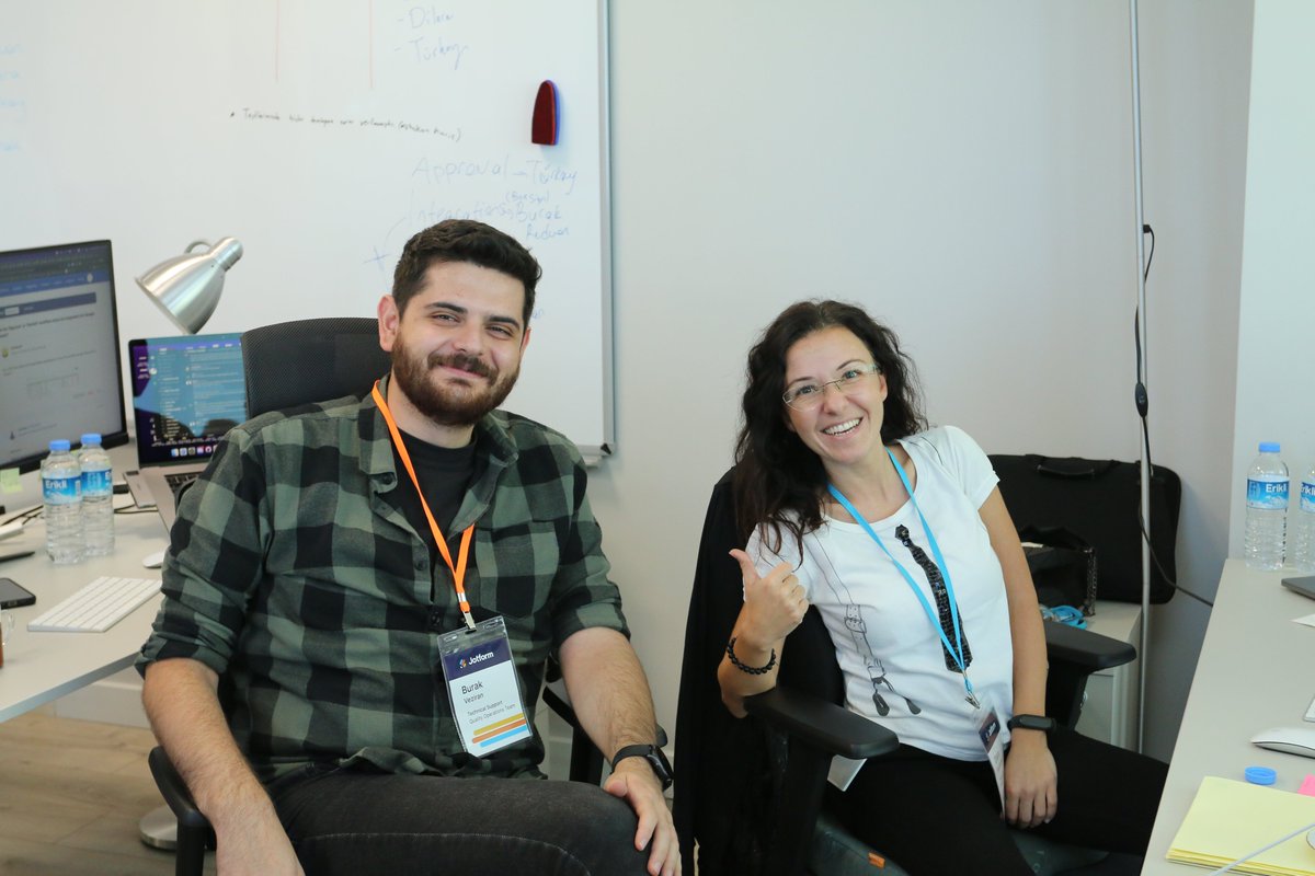 Strong teams make amazing products!💪