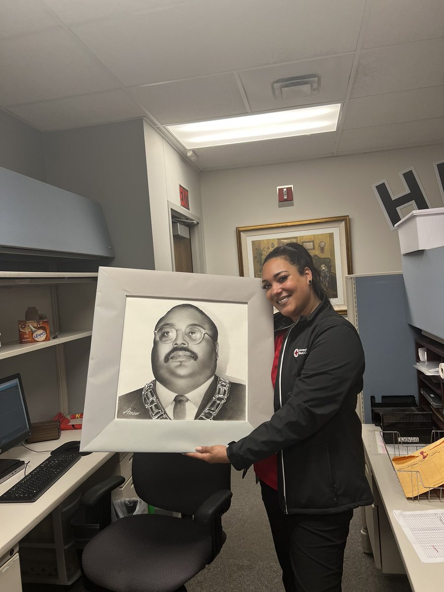 THE_B_NICOLE's tweet photo. Thank you Ameer for this amazing charcoal drawing of my papa. 

if you’re interested in a charcoal drawing hit me up and I will connect you with Ameer. He does phenomenal work! https://t.co/671xMco0V2