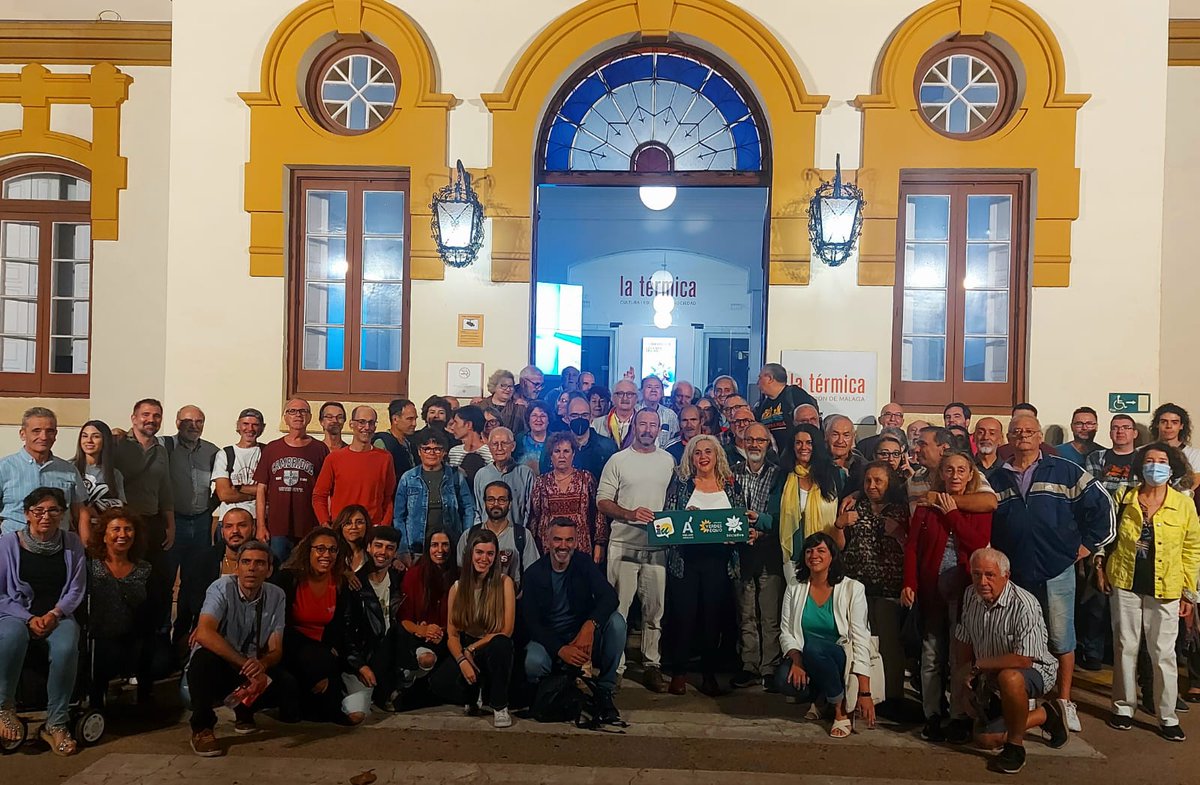 RemediosRamos1's tweet photo. Asamblea constituyente de @PorAnd_Malaga y hemos desbordado. Este es el proyecto que suma, mucha ilusión, muchas ganas.
Una gran confluencia de izquierdas para el 2023. 
#Sumar #PorMálaga 
@maspaisMLG @EquoMalaga @IdPA_MLG https://t.co/3HNLiBf92G