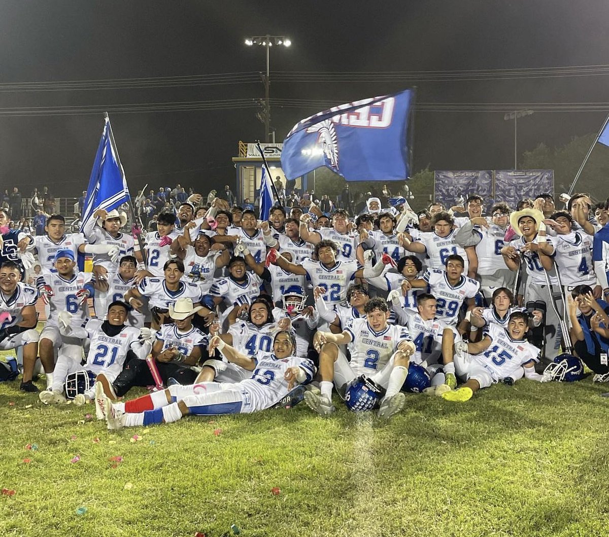 Wouldn’t want to bring it home with any other team!! #oneyearrental 
<a href="/BubbaZGarcia1/">Sergio “Bubba” Garcia</a> <a href="/bradenmayo4/">Braden Mayo</a> <a href="/ArtyTheChamp24/">arty estrada</a> <a href="/josiel_rod/">Josiel Rodriguez</a> <a href="/MariniGavin/">Gavin Marini</a> @whoisjared22 @EliOsuna50 @RudyLizaola32 <a href="/NicolasJim68/">Nicolas Jimenez</a> <a href="/BrennenHavens/">brennen havens</a> <a href="/charley_sully14/">Charles “Charlie” Sullivan</a> <a href="/CoachPena__CUHS/">David Rookie Peña</a>