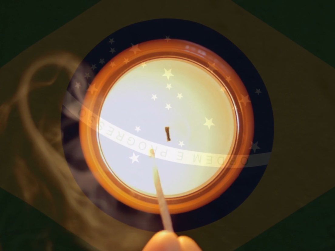 gabolvr's tweet image. Ano passado eu tinha feito um curta-metragem motivado pelo que o governo do Bolsonaro representava pra mim e pro Brasil, mas também pelo desejo e esperança que eu ainda tinha pro futuro.
Tinha deixado de lado mas agora talvez seja um bom momento. 😊

vimeo.com/602294081