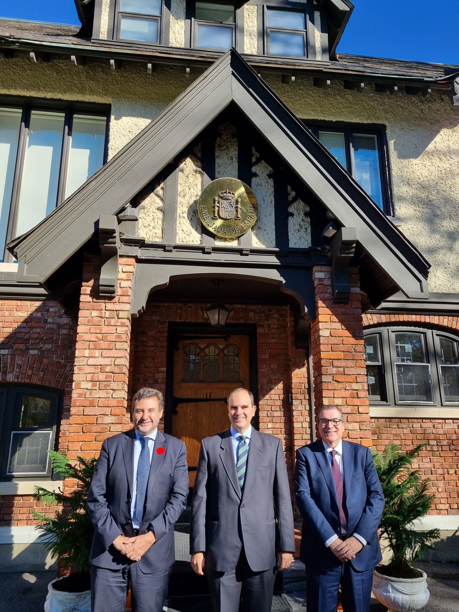 EmbEspCanada's tweet photo. The Ambassador of Spain has received the Delegation of the Spanish Judicial Academy, made up of Mr. Jorge Jiménez Martín and Mr. Jordi Jané on their visit to Canada. The visit coincides with the celebration of the International Organisation for Judicial Training (IOJT). #CGPG https://t.co/XHbhjFSTpT