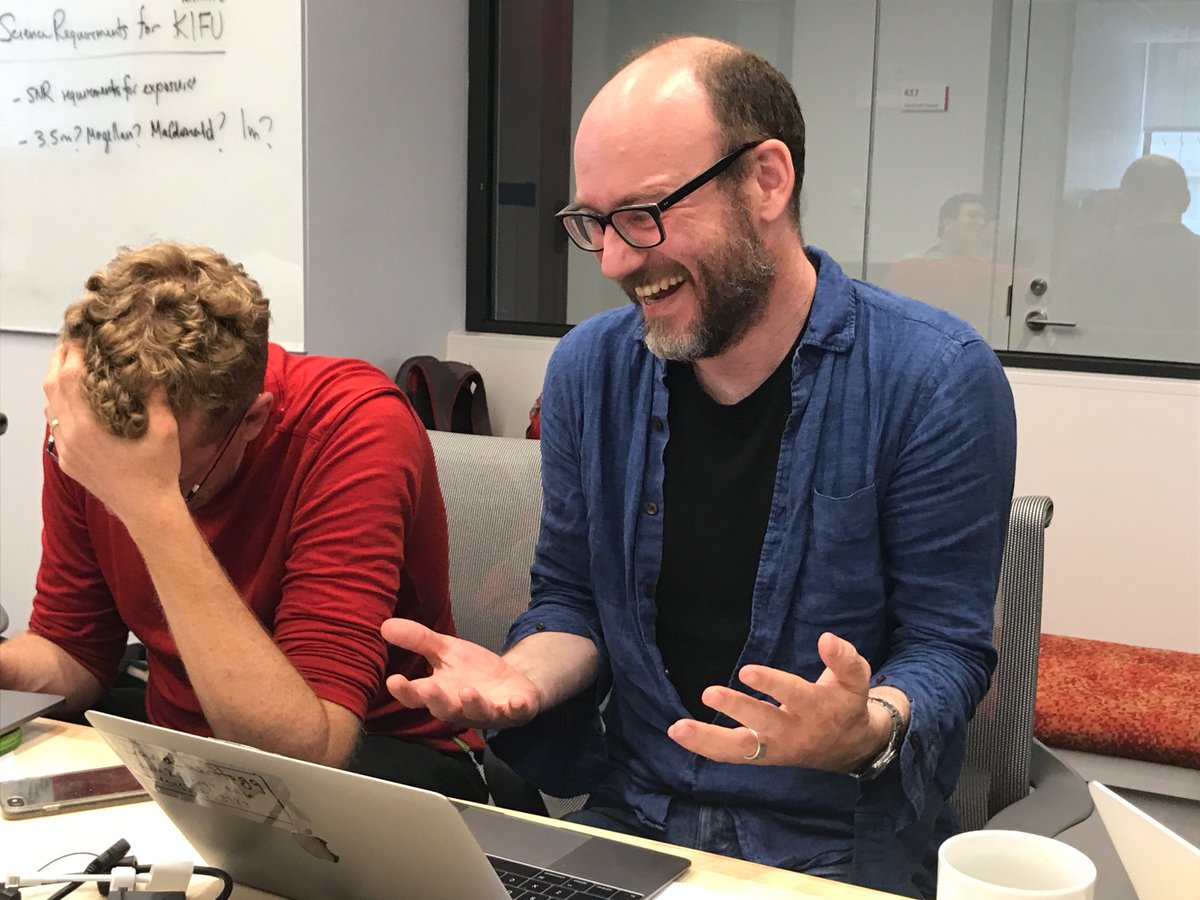 MilkyWayMapper's tweet photo. .@davidwhogg w/Hans-Walter Rix https://t.co/THUxhoeF9n