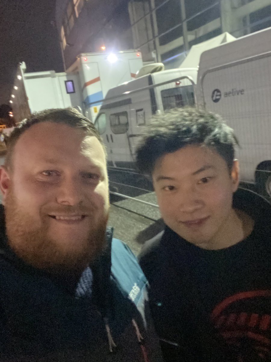 G4RYSH4W's tweet photo. Had a great time at the Champion of Champions tonight. @WwwXintongzhao even had time for a selfie, top man! #championofchampions #wst https://t.co/wuhfh3Piwl