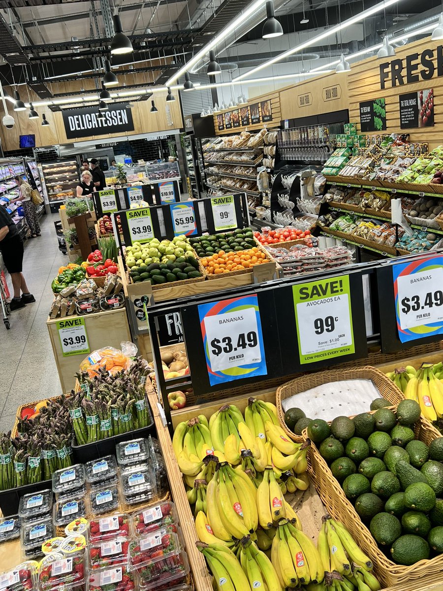 scott_annan's tweet photo. Splendid #freshchoice https://t.co/QCLHg0ovlr #Papamoa 🇳🇿Franchise #WholesaleDistributorsLtd @woolworths 🇦🇺 (#Countdown)
❤️ store wide #ESLs ⭐️
🙏#SimonDoole owner 😃
@ThisIsRN @RetailerDev @FrankBeard @christianwawa @sabine_benoit @RetailInsightio @Dan_Munford @MarkWohltmann https://t.co/YaUjXUseiB