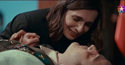 cicekdiyebirii's tweet photo. Arkamda ağladıkça güzelleşecek kapkara gözler bıraktım.
#EyFet🥀
#söz
#eylemfethi https://t.co/ZNnijctLz2