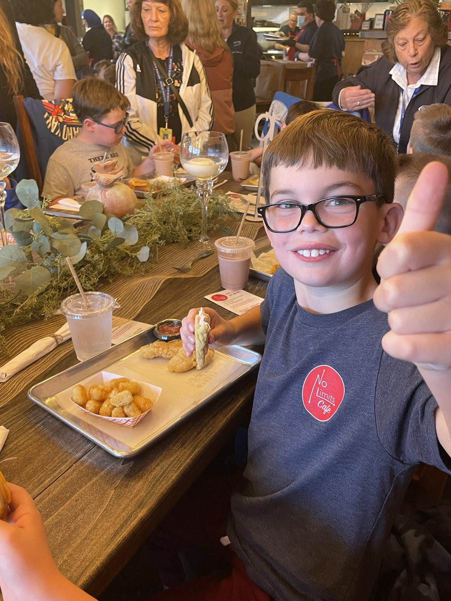 Amy Jennings tweet media