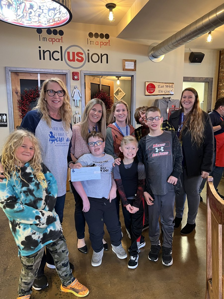 Amy Jennings tweet media