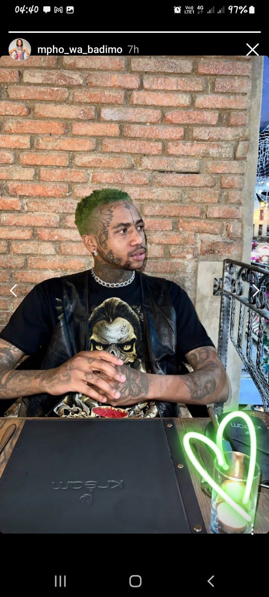 MahlatseTlhong's tweet photo. @ThembaBroly cut off his hair guys...baby looking 🔥..new look🔥🔥🔥🥰🥰🤗❤️#bbms3 #bekelebeke https://t.co/cW4iOp05a9